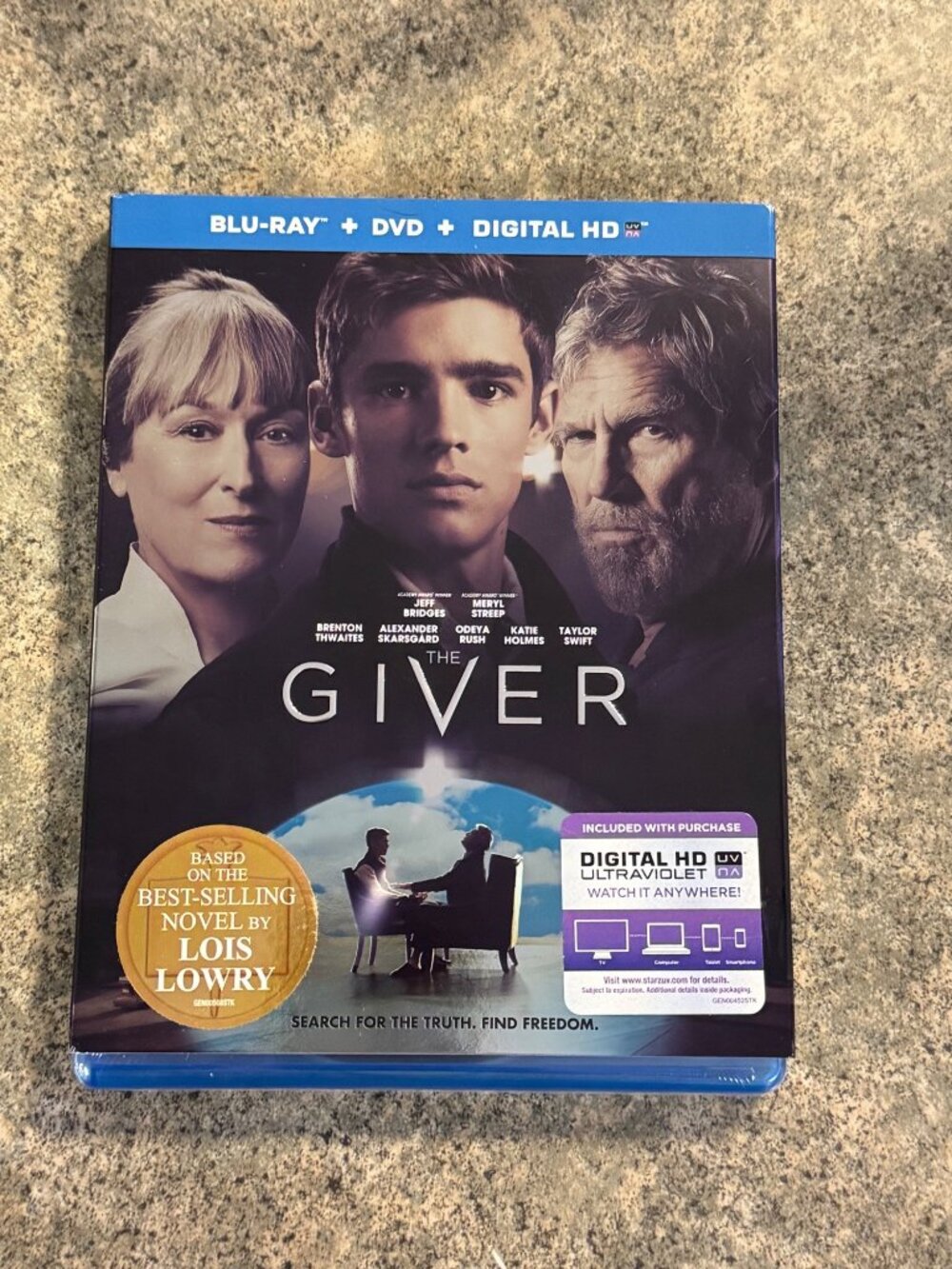 The Giver Blu-Ray + DVD + Digital HD Based On Lois Lowrys Best-Selling Novel New